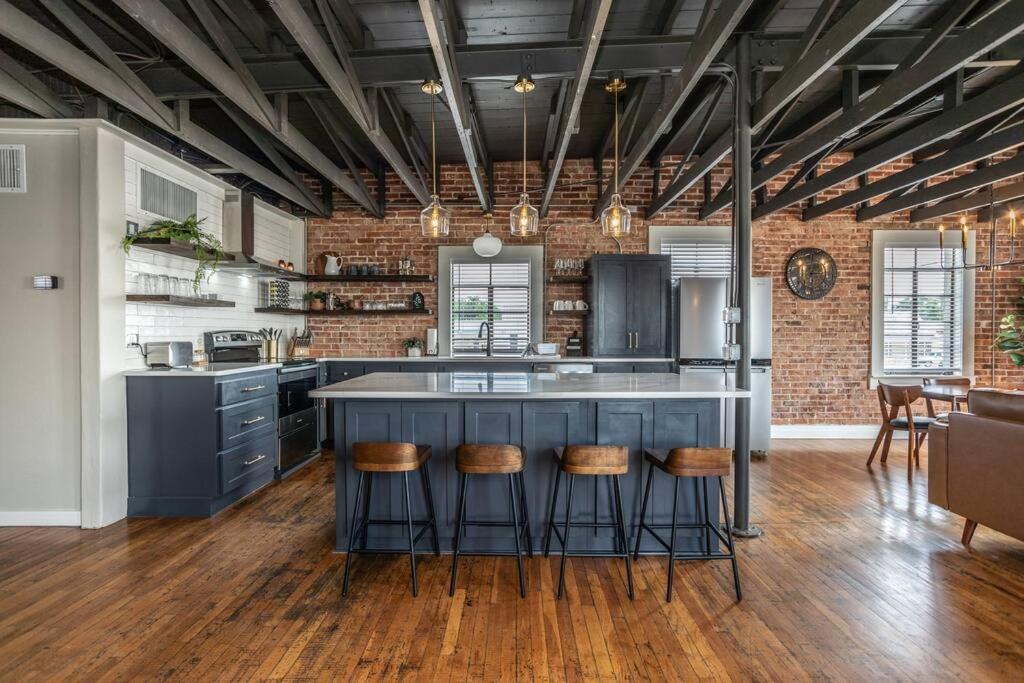 The Loft At 113 - Gateway To The North Texas Hill Country Apartment Muenster Ngoại thất bức ảnh