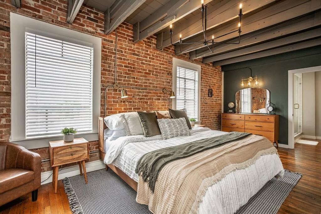 The Loft At 113 - Gateway To The North Texas Hill Country Apartment Muenster Ngoại thất bức ảnh