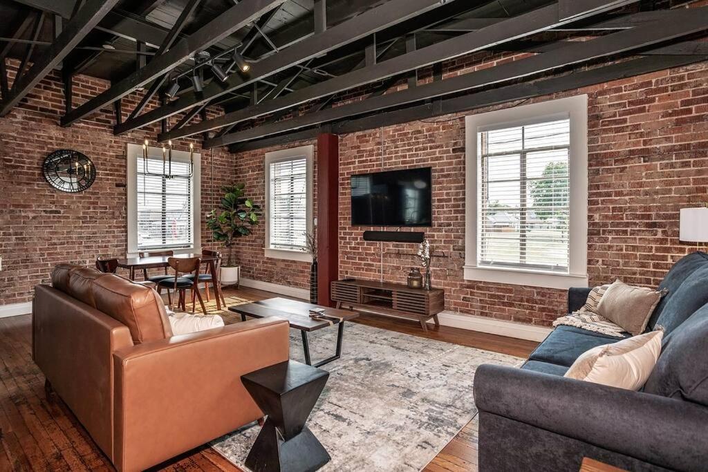 The Loft At 113 - Gateway To The North Texas Hill Country Apartment Muenster Ngoại thất bức ảnh