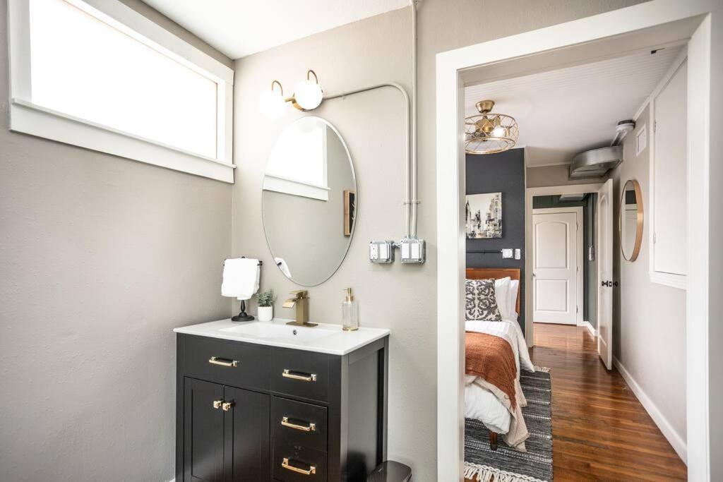 The Loft At 113 - Gateway To The North Texas Hill Country Apartment Muenster Ngoại thất bức ảnh